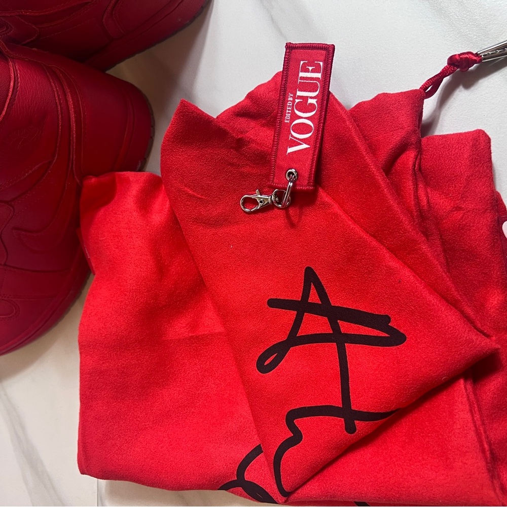 RARE, NEW Vogue x Jordan AWOK J1 High Zip Sneakers - Promo Version! - Picture 10 of 13